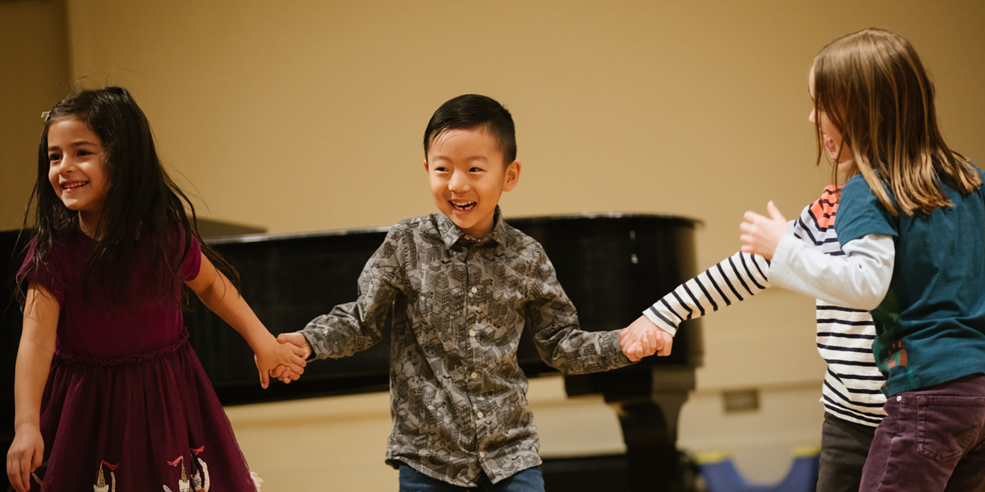 Register Now for Young People’s Classes & Lessons